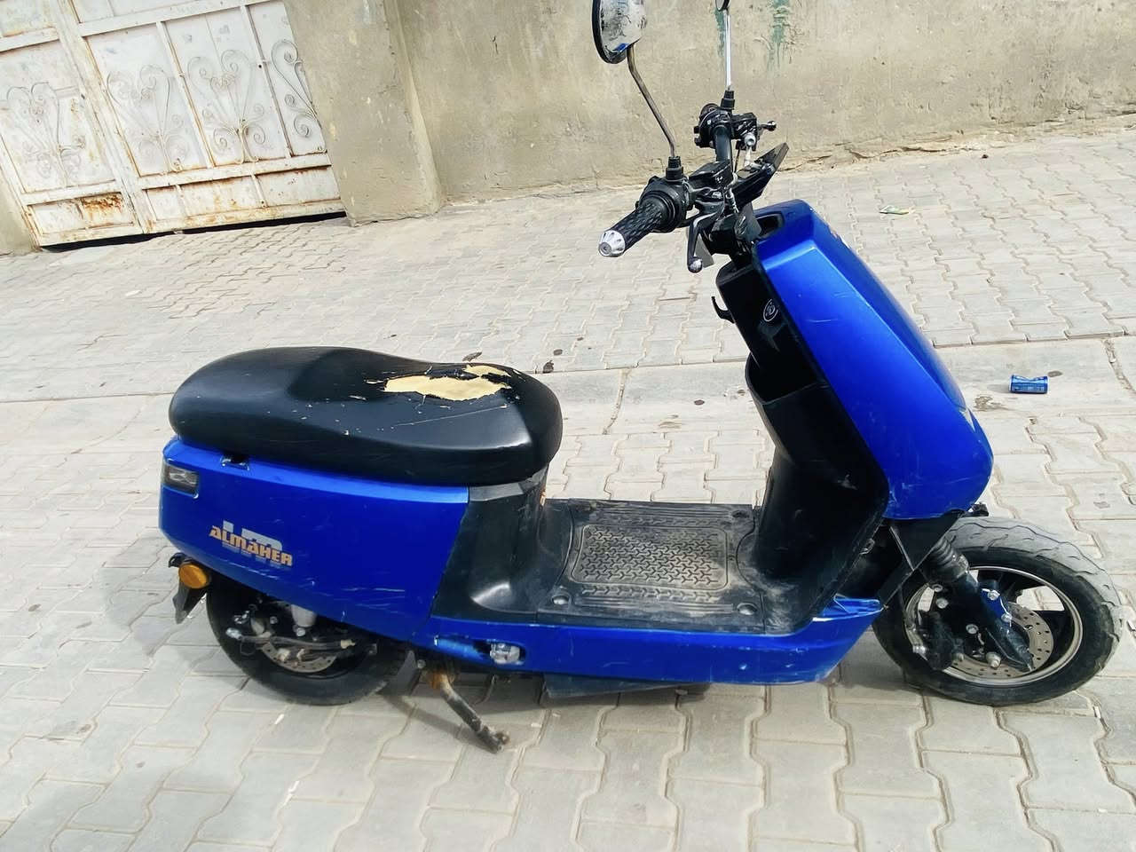 سلام عَليكم دراجة شحَن للبيع جديدهَ بس كفراتها شوي جاملغ اما الكهَربائيات كُلها زينه ونضيفه وخير من الله شحنها مكاني بغداد المحمودية ناحية الرشيد 
للتواصل ***********
