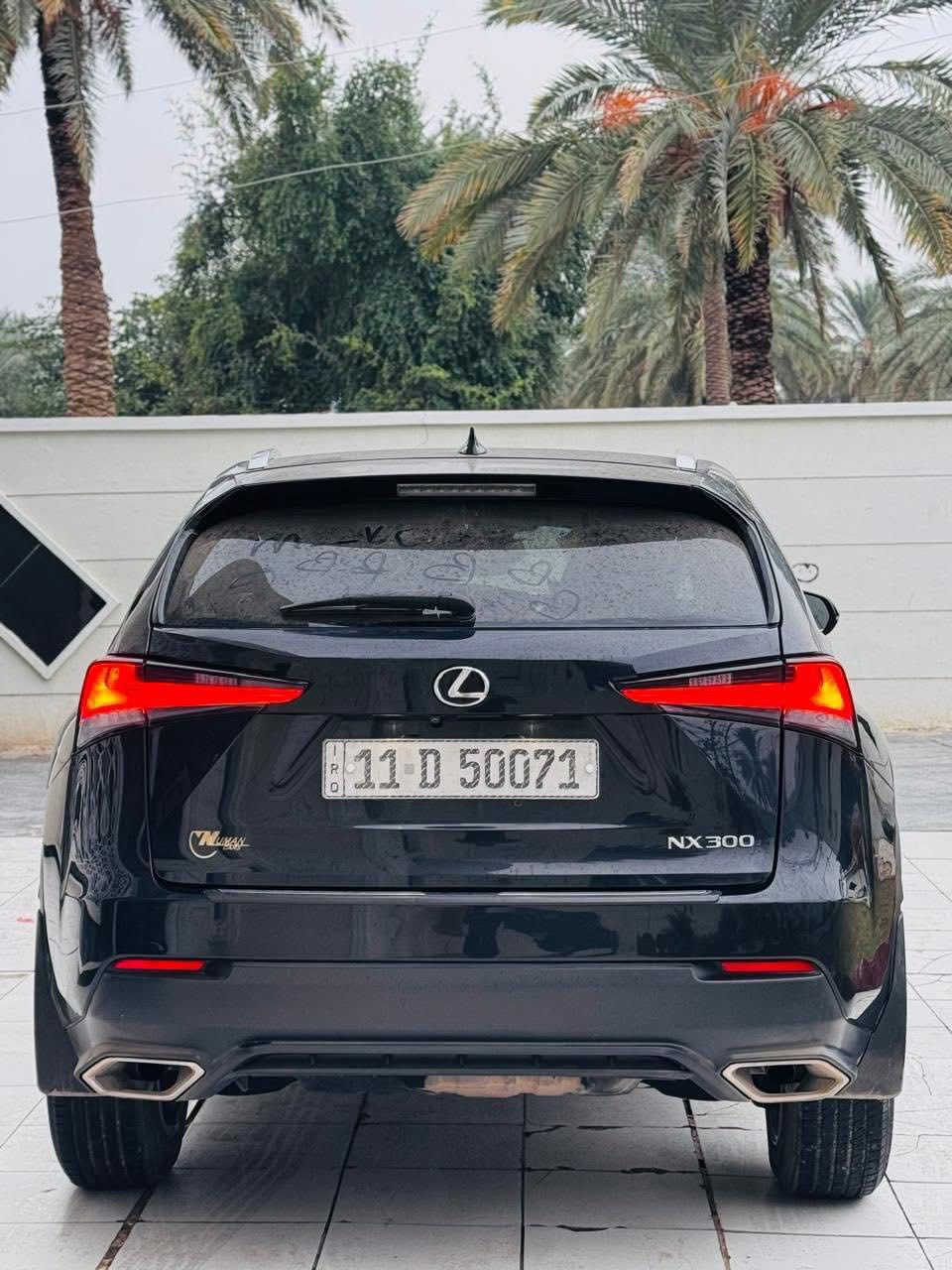 السلام عليكم 

لكزز Nx موديل 2020 السياره جديده بمعنى الكلمه رقم بغداد بأسمي السياره بصمه فتحه سقف مواصفاتها معروفه تخم تاير جاهزه من كل النواحي مكان السياره بغداد الزعفرانيه للعلم السياره خليجيه ومكفوله السعر 220 ورقه وبيها مجال قليل رقمي *********** ابو مصطفى
