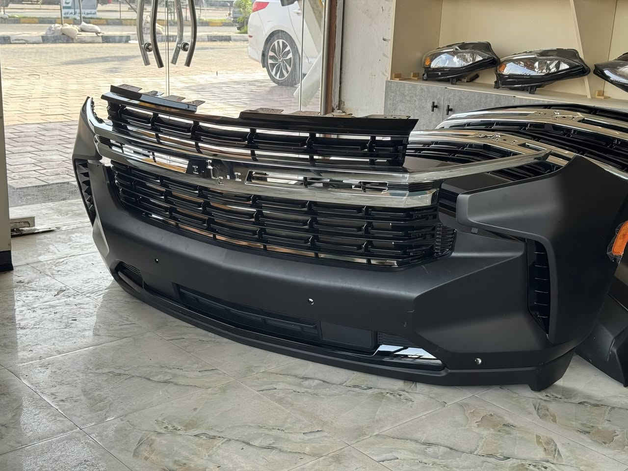 دعاميه مقفله تاهو بريمير  2024 السعر :375 الف 
لايت تاهو 2024 السعر : 225 الف 
——————————————-
شركة الكاسر لادوات السيارات الامريكي 
          ( الحاج احمد العكايشي ) 
العنوان النجف / حي الامير ركن شارع الزهور مقابل الصناعي 
للاستفسار :- ***********- ***********
