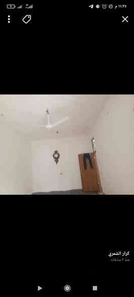 🛑دار للبيع في ابي غرق حي السلام خلف مدرسة الريادة طابو سند 25 مساحة 150متر بناء حديث طابوك وصب يحتوي على غرفتين وهول واستقبال ومطبخ وصحيات داخليه وخارجية وكراج سيارة وحديقة السعر 85 وبيه مجال للاستفسار الاتصال  او مراسلة الصفحه ***********
