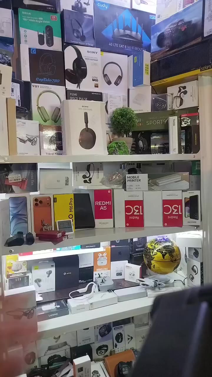 ساعه هواوي قطعه نادره لان اللي دخله للعراق تجاريات وايضا باد 6 مو 7 وجيل 7 اصليه يابانيه راقيه


**إذا كنت صاحب هذا الإعلان وتريد حذفه لأي سبب، رجاءا أرسل رسالة إلى الدعم الفني**