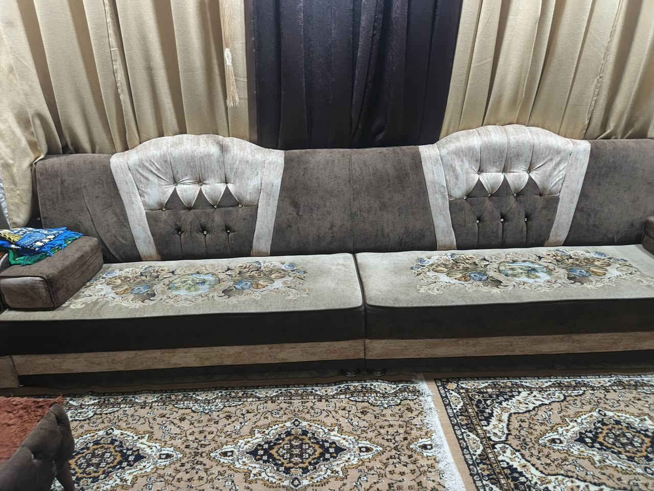 اللبيع مكاني تاجي اتصال وتساب ***********
