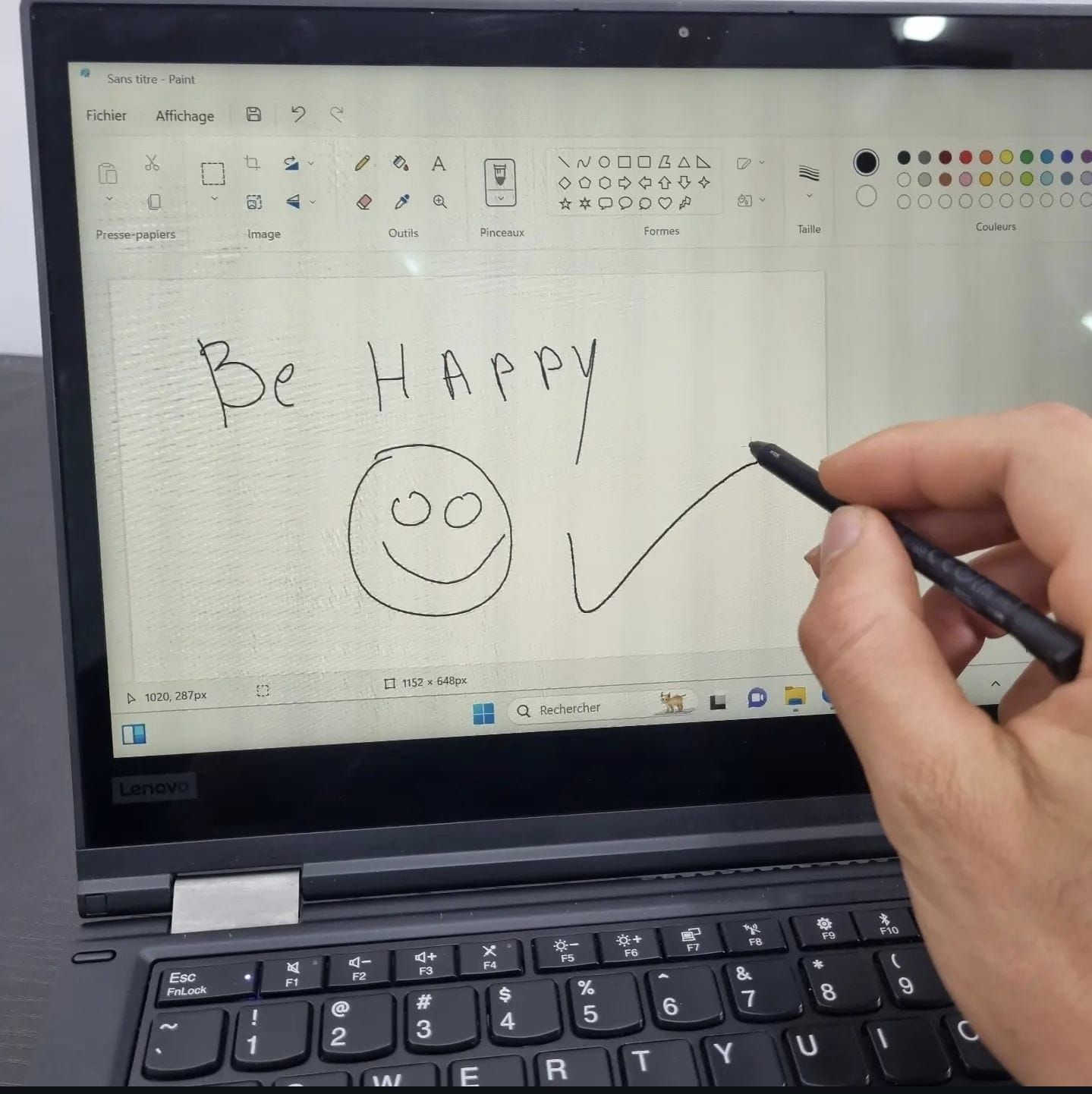 لابتوب Lenovo yoga x390 لمس قلاب 
المعالج core i5 الجيل الثامن
رام 8 كيكا DDR4
الهارد 256 كيكا SSD
كرت الشاشه Intel Uhd 630 حجم 4 كيكا
الشاشه حجم 13.5 انج ضد التوهج دقة fhd 1920x1080 نوع ips لمس قلاب 360 درجة مع القلم الاصلي للجهاز 
باتري ليثيوم 6 خلايا  شحن سريع 65 واط والباطرية ممتازة وشاحن تايب سي 
كامره دقة hd تحتوي قفل فتح وغلق الكامرة 
بصمة اصبع نضام حماية 
 منفذ تايب سي و رام  وhdmi وباقي المنافذ   الحاسبه كلش نضيفه وحلوه
السعر 350 الف النجف, العراق


**إذا كنت صاحب هذا الإعلان وتريد حذفه لأي سبب، رجاءا أرسل رسالة إلى الدعم الفني**