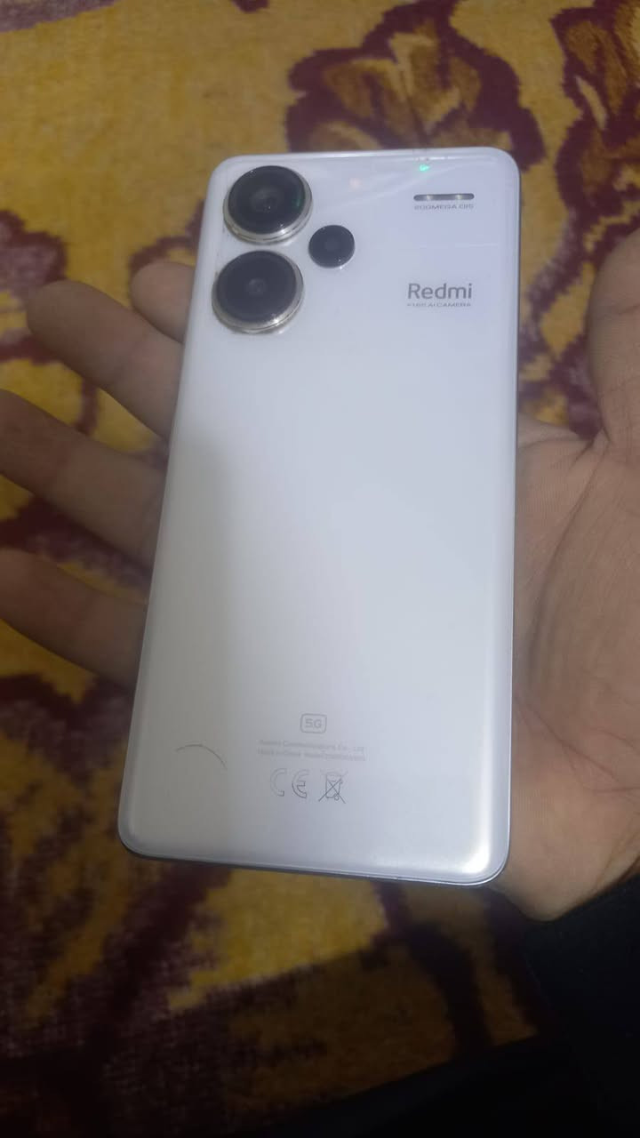 ريدمي نوت 13 برو بلص 5G
نظافة 100/100 
السعر 350
المكان ديوانية ***********
