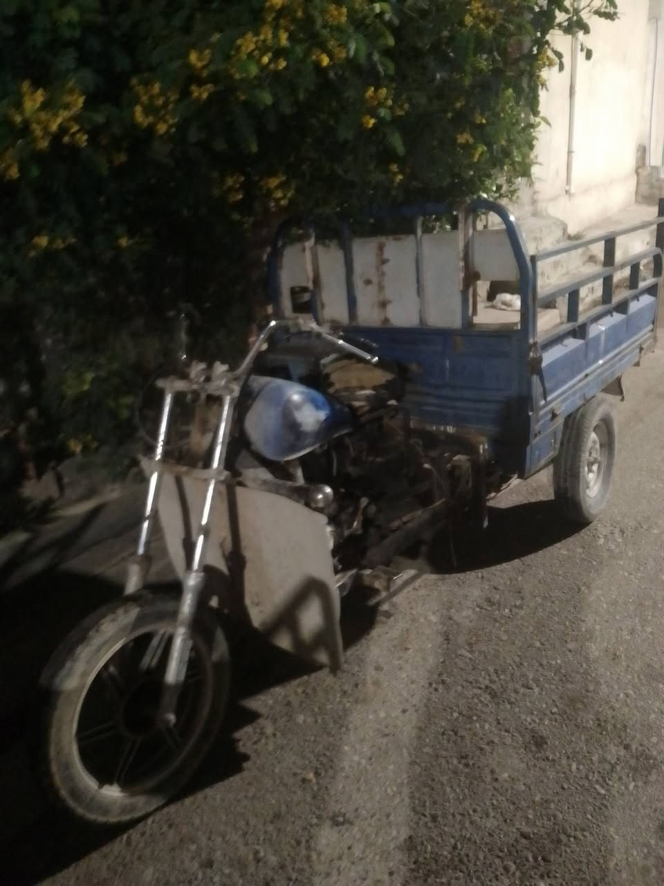 السلام عليكم ورحمة الله وبركاته ستوته لبيع محرك خير من الله بدي نضيف هندر واحد تشتغل لتصال ***********
