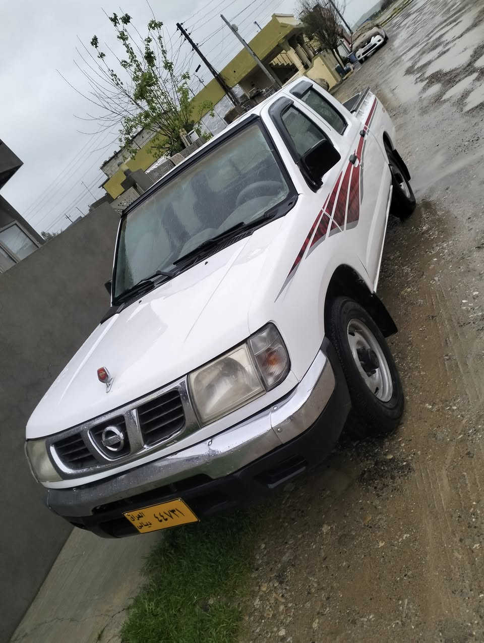 نیسان مزایدە مۆدیل 2002 سعر  51  گەڵا ***********              ***********
