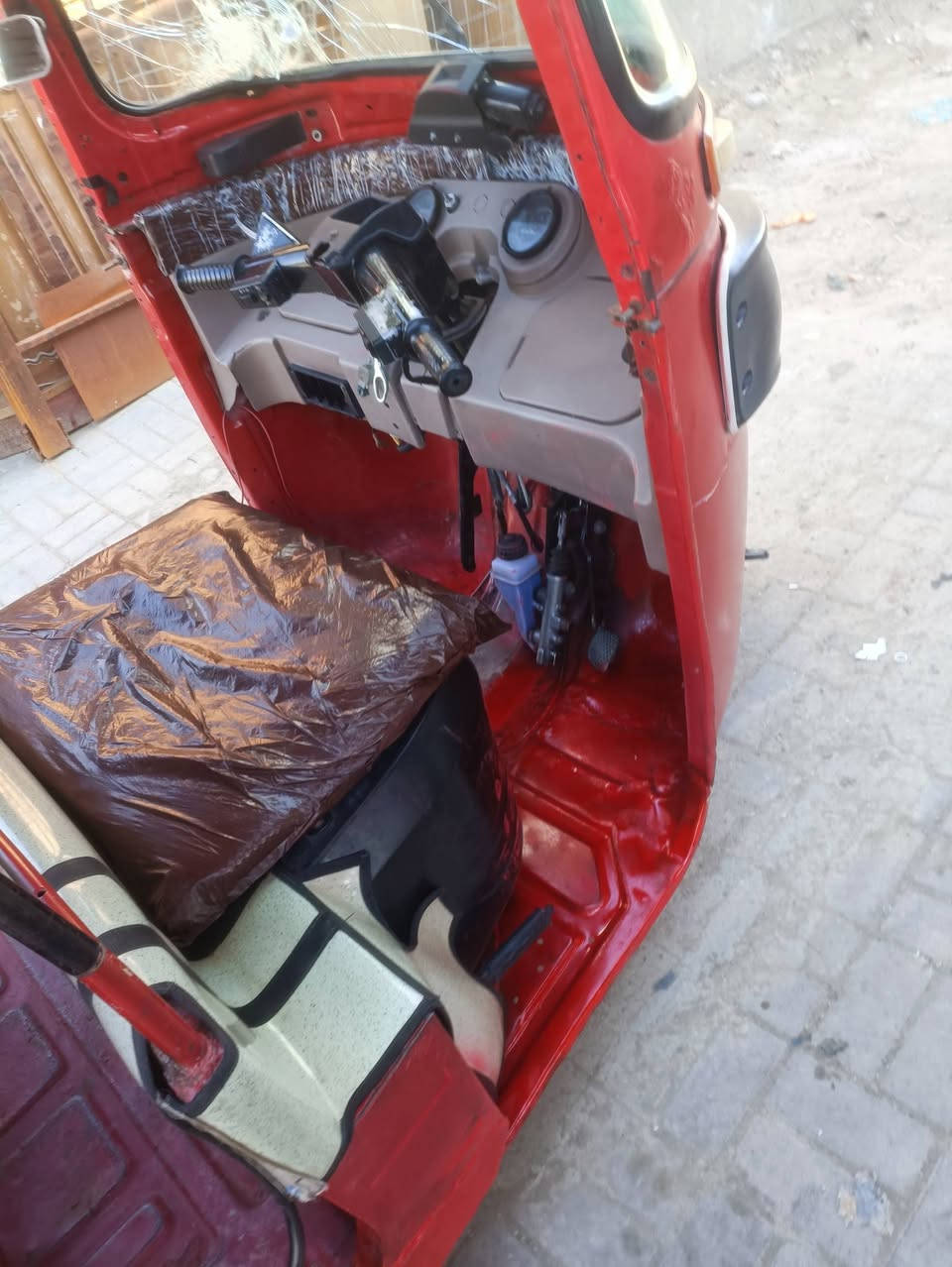 السلام عليكم تكتك 18 اوراق السعر 3200
773 258 5531
