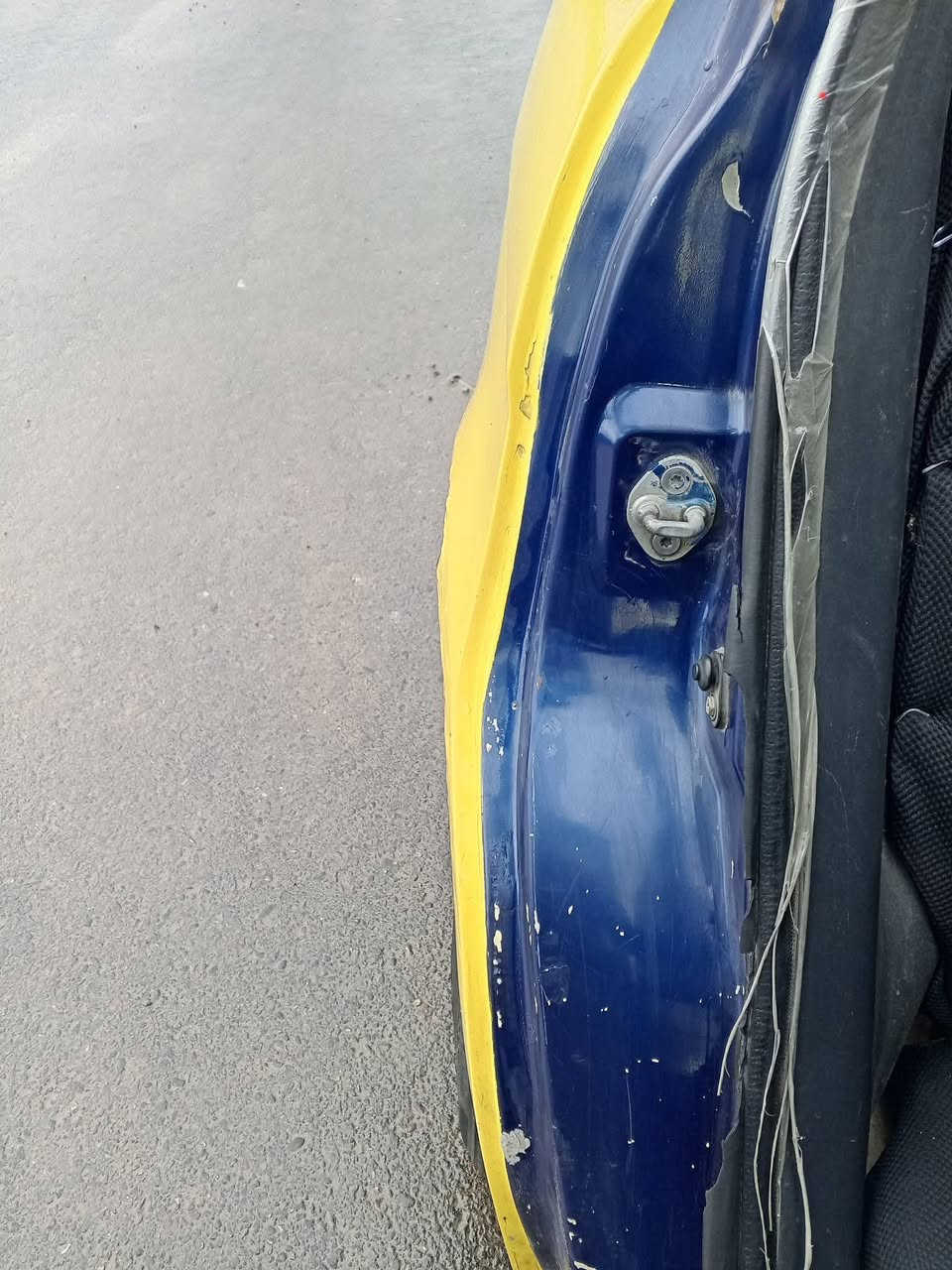 السلام عليكم 
اكسنت دبدوب وارد امريكي
موديل 2011
رقم نينوى اوربي سنوية جديد 
هيئة و غرامات صفر شرط التحويل 
مبدل بوند و جاملغ بدون دواخل  بيها تلقيطات تكسي و تصفيات شي قليل
محرك 16 محرك و كير شرط طخم جديد و تبريد 
السعر 85$
للتواصل
 ‏‪***********‬‏ 
***********
