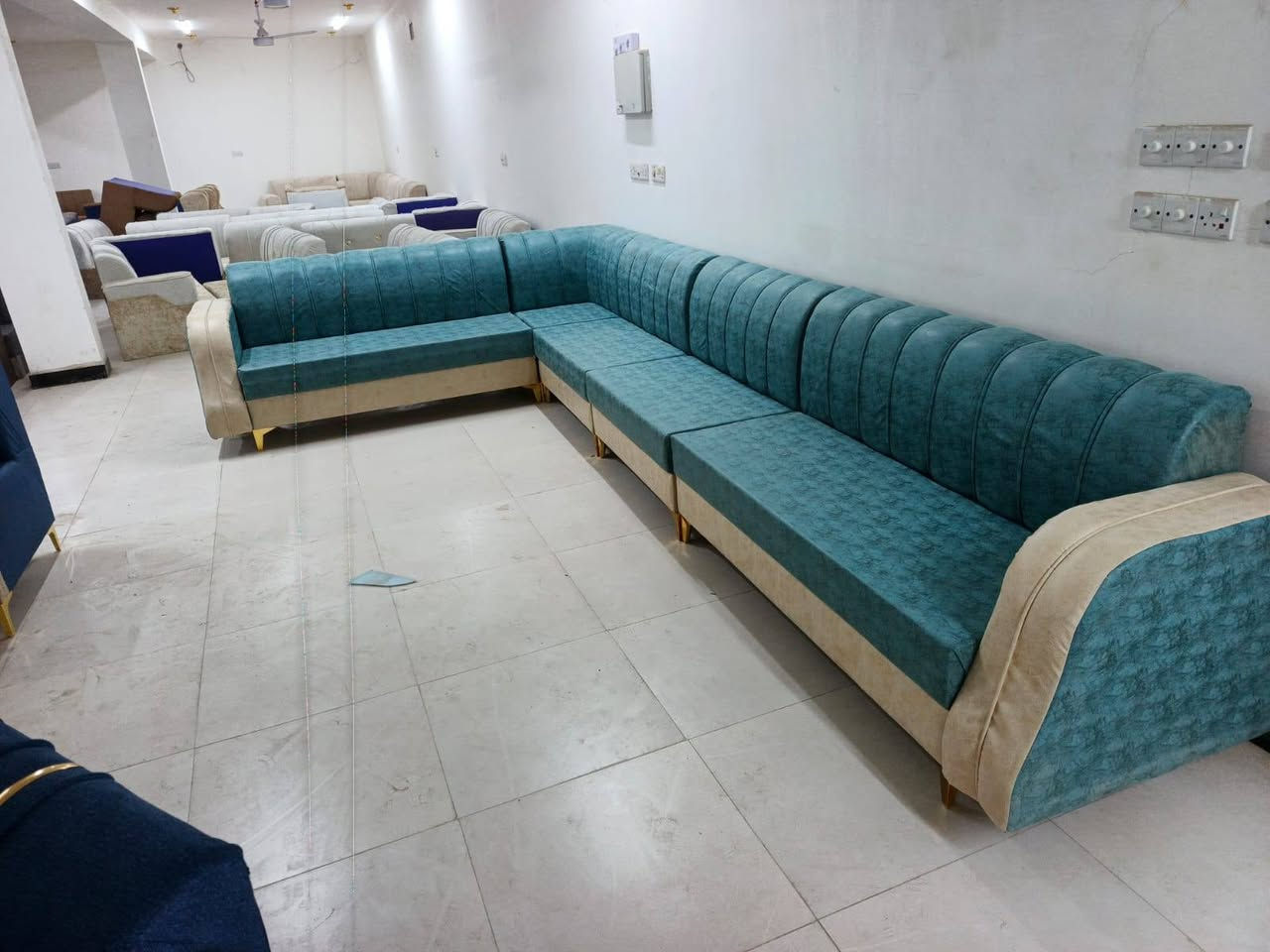 ديوان أبو ضمان سفنج خشب ديوان  تسكام وليس جاهز موجود عشر مقاعد وعشرين مقعد وأكثر
العنوان الرفاعي شارع أربعين يم افران النجفي ***********
 *********** واتساب
