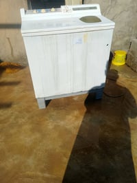 غساله البيع السعر 60رقم المبايل07719913981