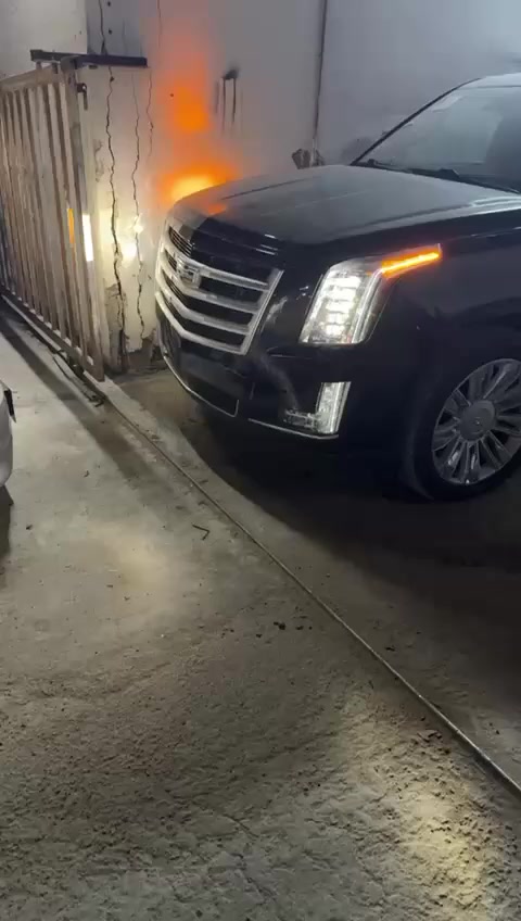 كدلاك فول مواصفات بيهه بنيد فقط بدون دواخل سياره بلكارتون موديل ١٩ دخول جديد كتاب ضباط تترقم بغداد مكانهه ناصريه ت *********** للبيع او مراوس السعر ٤٢٥ وبيهه مجال
