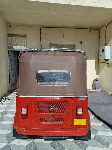 سلام عليك تكتك لبيع 22شهر ال8رقم سنويه مداور ثاني يوم سعر 7500وبيه جال قليل    تصال عل رقم فقط ***********وانه بخدمتكم المكان ناصريه الفهود مدينتي
