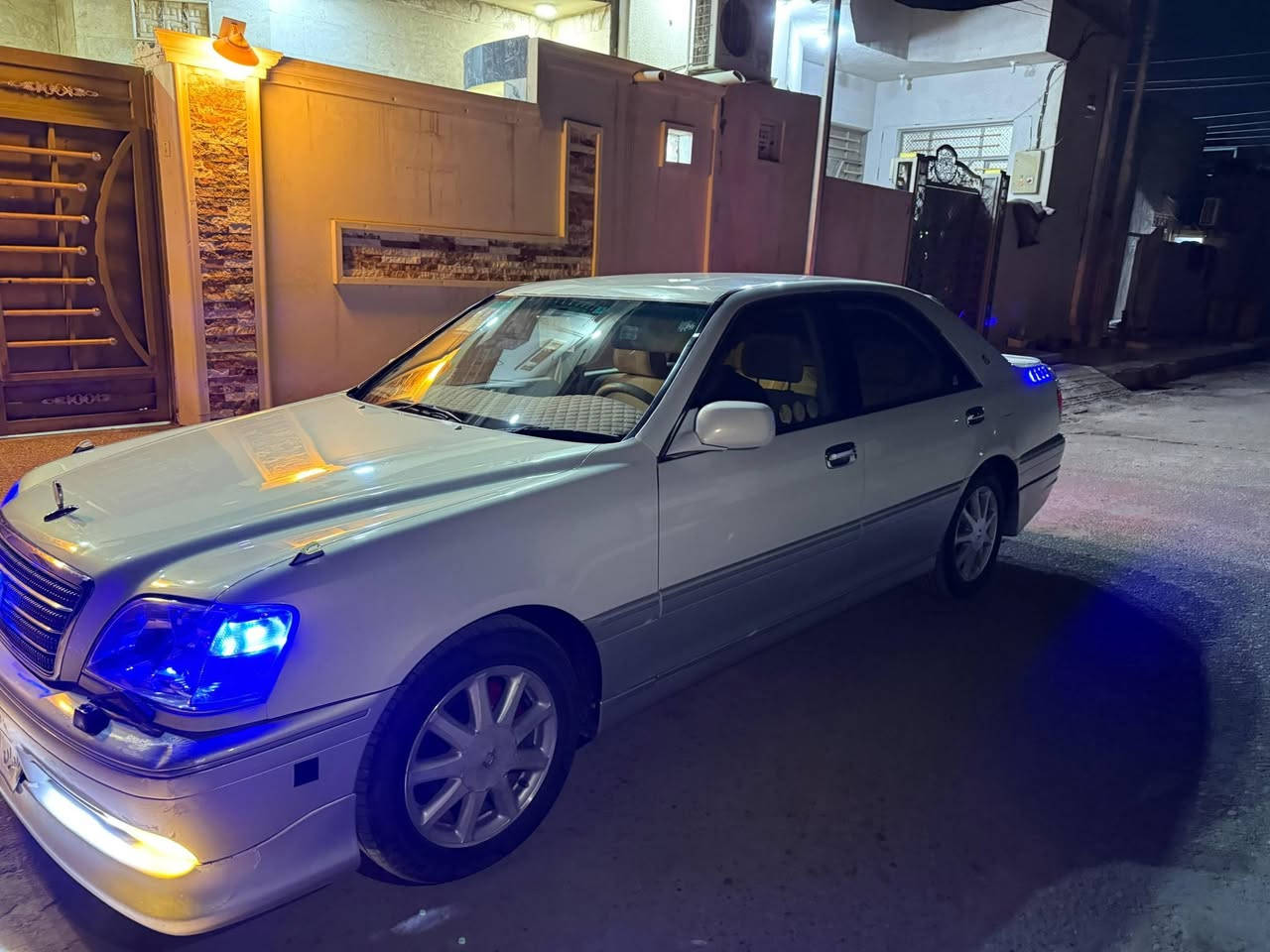 سلام عليكم /من رخصة الادمن (((جنون ملكه))) للبيع سياره أدوات أدوات أدوات سياره بل جيس ما ماشيه كصه جنطه دكمتين سياره جدييييده بمعنى الكلمه كله شغال كهربائيا محرك بل جيس كير اكسن تخم تاير سياره سعره((( 42وبيه مجال للطيبين )))//
مكان ميسان كميت 
الرقم 
‏‪***********‬‏اثير 
‏‪***********‬‏اسيه
