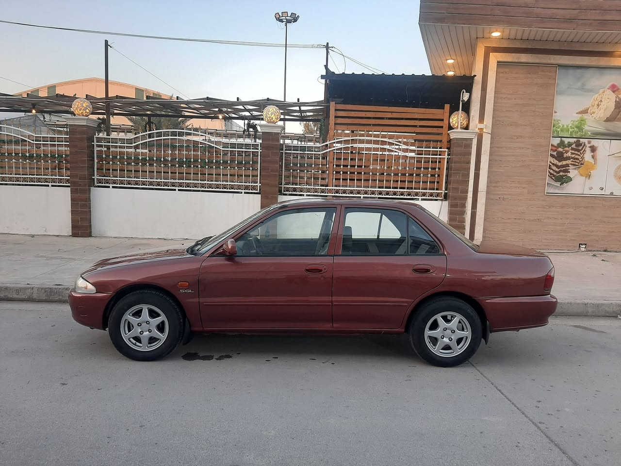 بروتون موديل 2005 محرك وكير ( اوتوماتيك ) بشرط ستيرن بور جامات كهرب ( تبريد ) طخم امامي وخلفي نظيف وايرمنية شغالة ( كابون بانزين ) بدون ضرر رقم نينوى انكليزي سنوية عظم 2031 هزة جديدة تحويل بشرط نظافة فوول السعر 55
*********** اسيا
