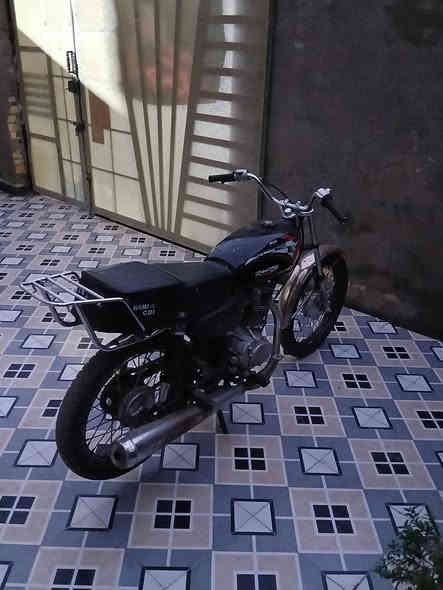 سلام عليكم شباب دراجه البيع مديل 14 ارشه خاص مامتواجد عل هاذه رقم ***********
