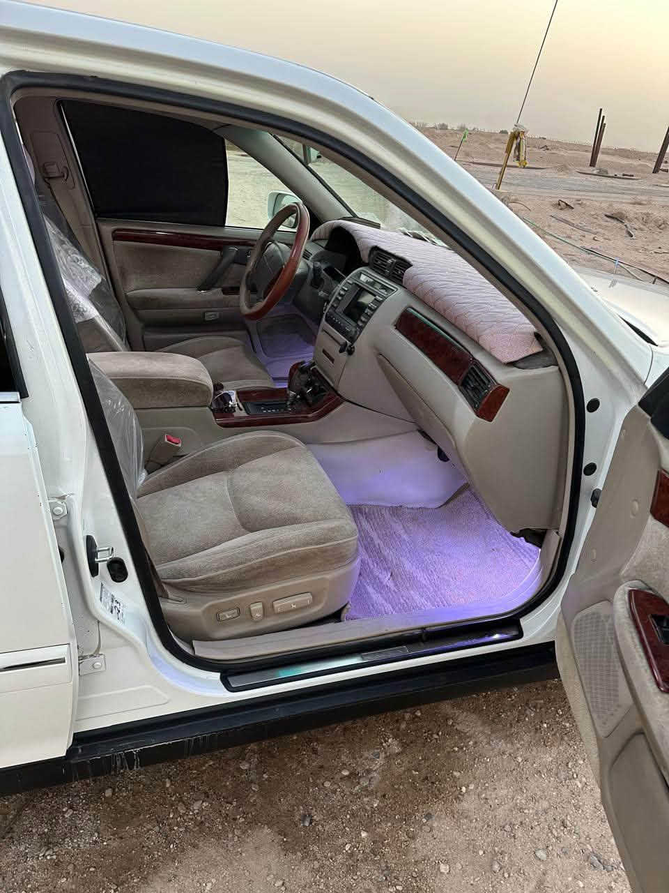 للبيع
سياره جاهزه 
السعر 135
مواصفات 3دكم
رقم :***********
مكاني البصره الزبير
