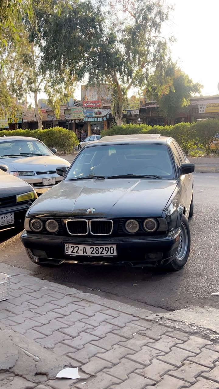 بيم 525 اوتوماتيك رقم سنةوية جديد موديل 1992 بية بطاقة بانزين كلشي جاهز.  فقط للمراوس وية كير عادي كركوك, العراق


**إذا كنت صاحب هذا الإعلان وتريد حذفه لأي سبب، رجاءا أرسل رسالة إلى الدعم الفني**