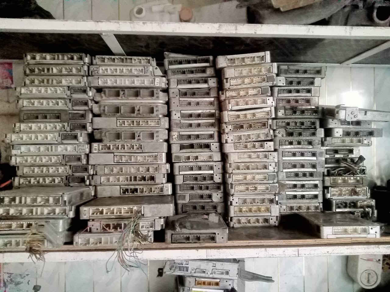 سلام عليكم اخوان عندي مجموعه عقول الي بفيدنا شلعه وحده العقل 15الف مشكل ونجي وبطه وفي فيتي وكورلا بيعه وحده 
للاستفسار واتساب ***********
