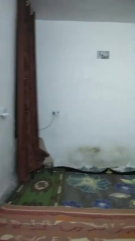 بيت للبيع مساحته ١٣٠ متر الكهربا والمي والتبليط بل باب بخمسه دونم جسر الجديد البيت بس الارضيه نقص طابق ونص سعره 
45 وبيه مجال


**إذا كنت صاحب هذا الإعلان وتريد حذفه لأي سبب، رجاءا أرسل رسالة إلى الدعم الفني**