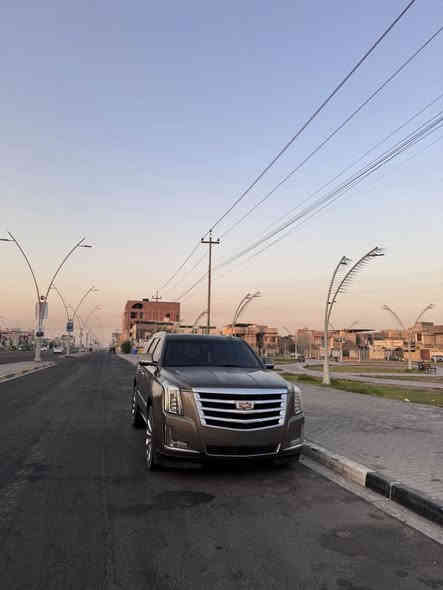 سلام عليكم كديلاك سكاليد موديل 16  متومه حالياً كفاله عامه السعر 230 وبيه مجال رقم الهاتف ***********
