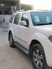 من رخصه صاحب الكروب المحترم السلام عليكم عندي نيسان بايدفندر 2009 خليج...