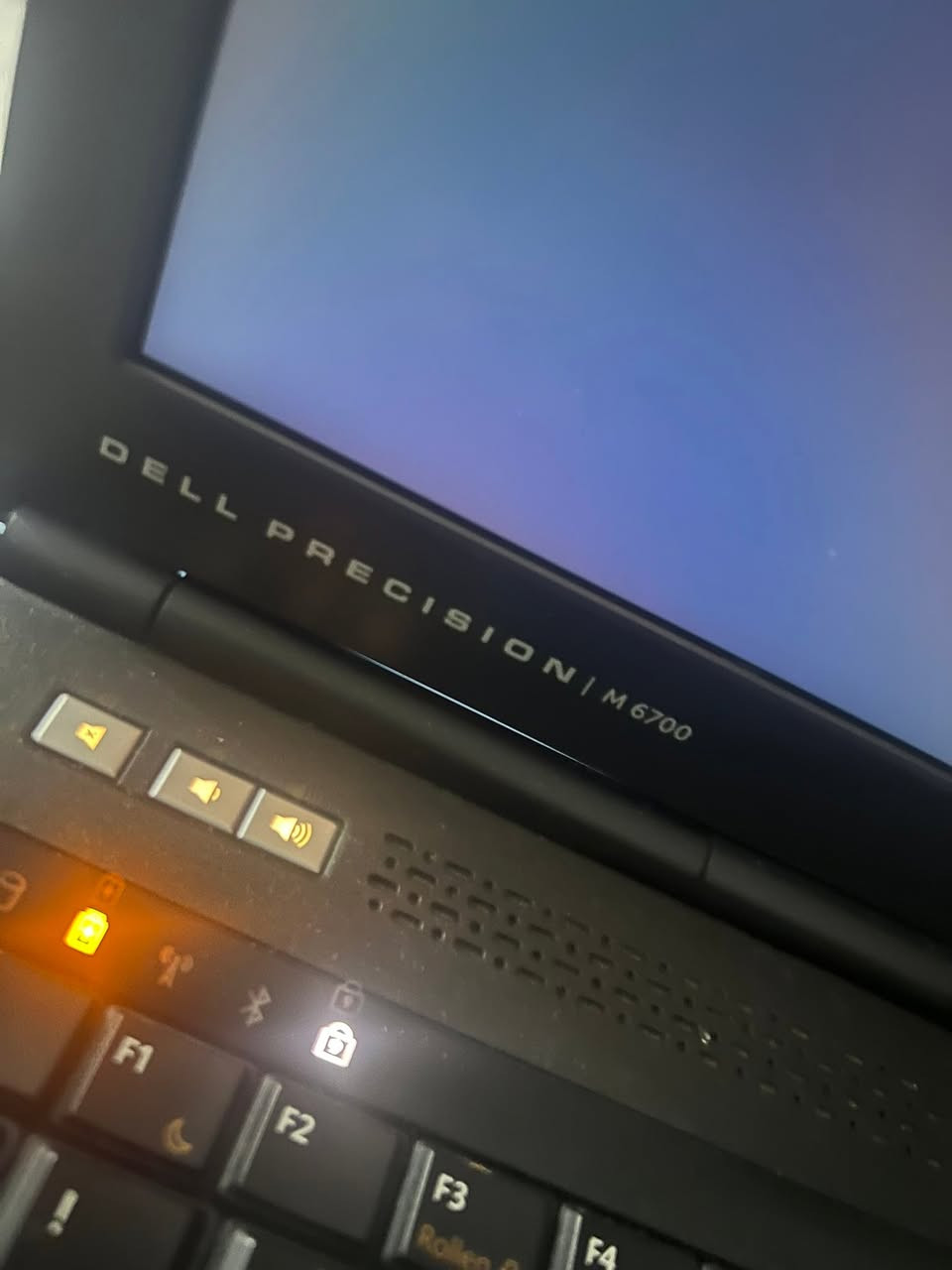 Dell البيع متوفر واتس ***********
