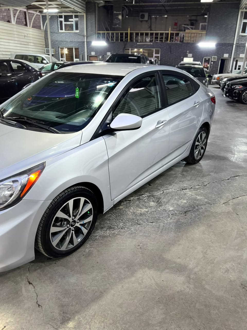 هونداي اكسنت 2014 وارد امريكي كلين تايتل بدون حادث صبغ دعاميات فقط
ماشية 75,000 
محرك كير تبريد كلشي بيهة مكفول السيارة جديدة جداً
رقم بغداد الجديد بأسمي 
مكانهة بغداد حي الاعلام 
السعر 112 
***********
