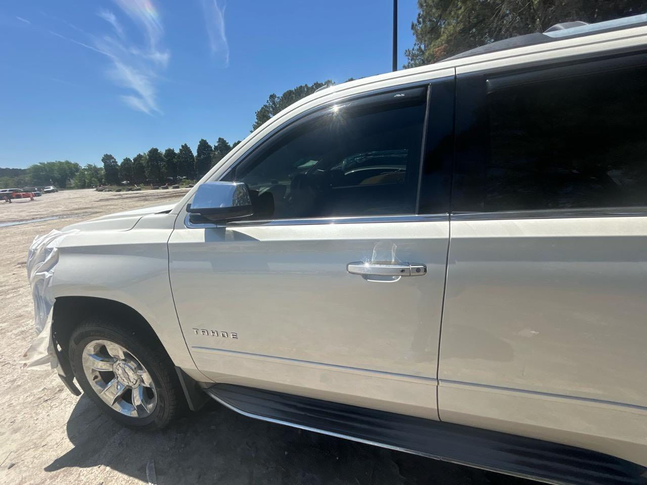 Tahoe Ltz 2015
تاهو Ltz2015
 لون صدفي 
بدون حادث فقط دعامية
غراضها كامله وياها
للبيع فاتوره بيها رقم حاويه
بسعر مناسب جدا
للاستفسار
***********
***********ميثم الصفار
