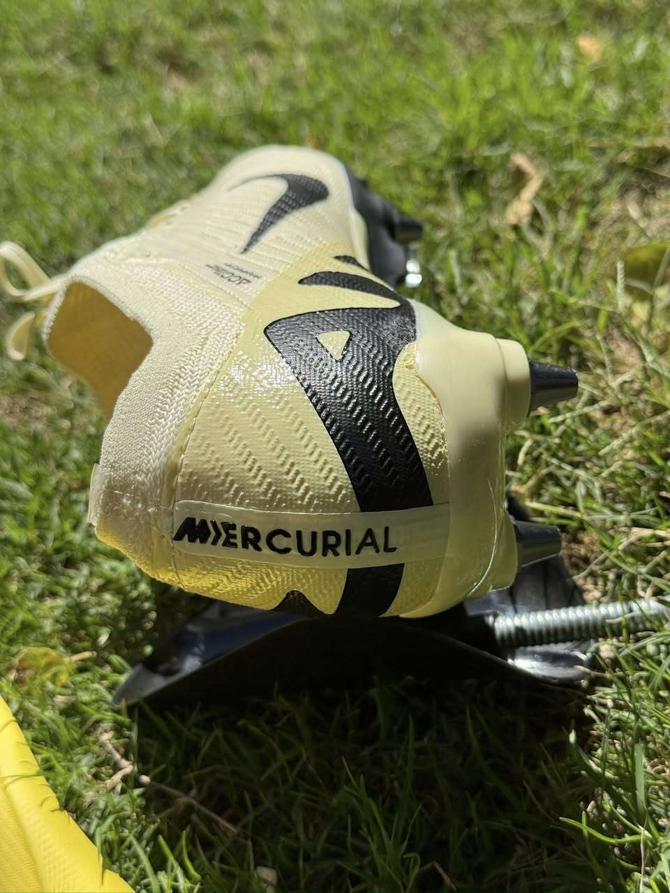 استد اصلي من NIKE
قياس 43

باله جديد غير مستخدم

خياط داخلي✅

ملحقات جنطه + استد بسمار احتياط

صنع البوسنا اوربي

متوفر توصيل للحجز خاص


**إذا كنت صاحب هذا الإعلان وتريد حذفه لأي سبب، رجاءا أرسل رسالة إلى الدعم الفني**