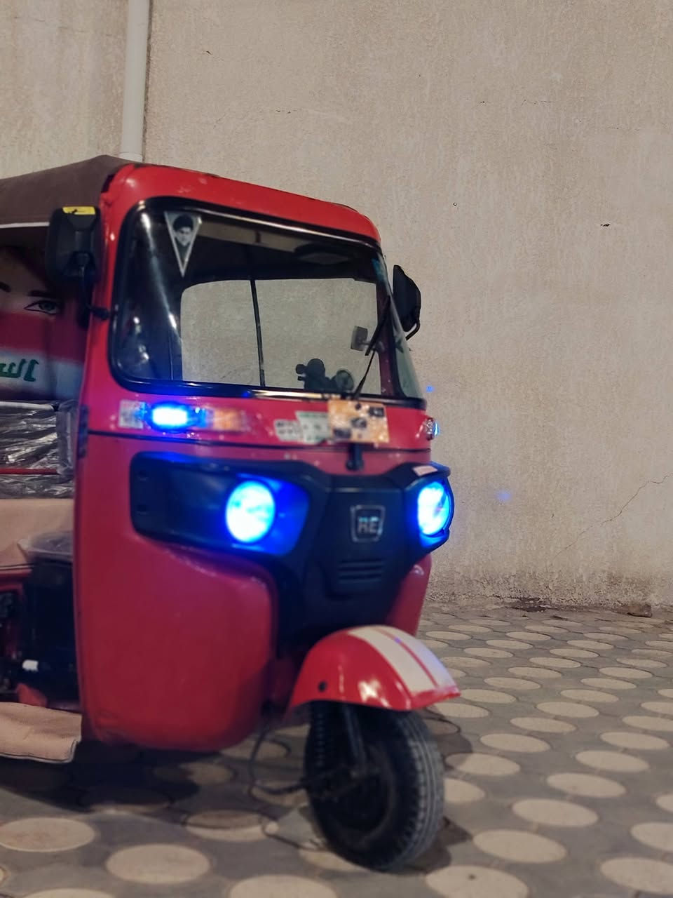 السلام عليكم شباب تكتك البيع موديل 18 شهر 12يعني تاخله بل تصعطعش   السعر. 5 اوربع
الرقم ***********
