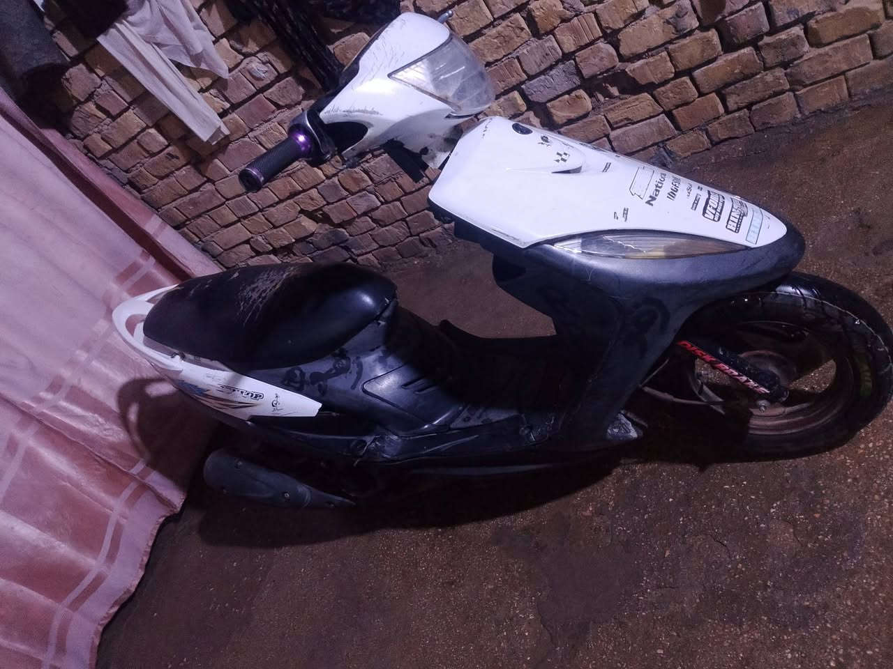 السعر 275بيهة مجال بصيط 
للبيع دراجه ماكس عدلة ياباني دراجة خير من الله نكرا سلف بوشة 55كلجات رياضي دراجة طيارة مكنية ناعمة وحلوة خير من الله تجي تفحص وتقتنع مكاني كربلاء حي الغدير يم الصورة للاتصال *********** متواجد واتساب كذالك
