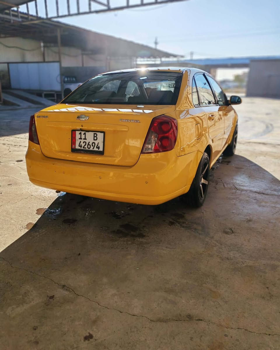 السلام عليكم رمضان كريم اوبتره موديل 2011 شركه العامه سياره جديده وجاهزه مابيهه نقص مكينه كير جدد صدر خلفي امامي تخم تاير منضومه غاز رقم انكليزي باسمي سعرهه ٦٥ وبيهه مجال بسيط حك الجيه ***********
