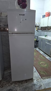 ثلاجه للبيع تجميد فول الفوك والجوه السعر 100 07813141178