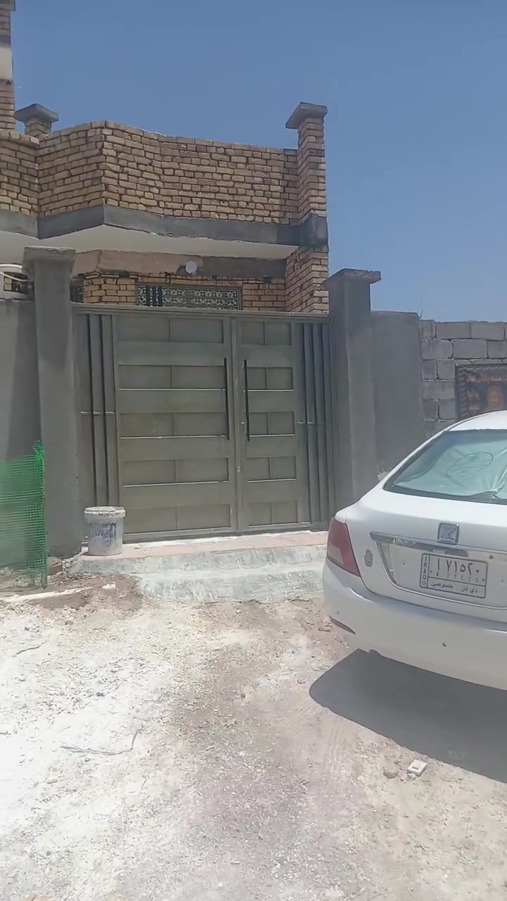 بيت للبيع حي الكوفه شارع المولده مساحه 150   تفاصيل ***********
