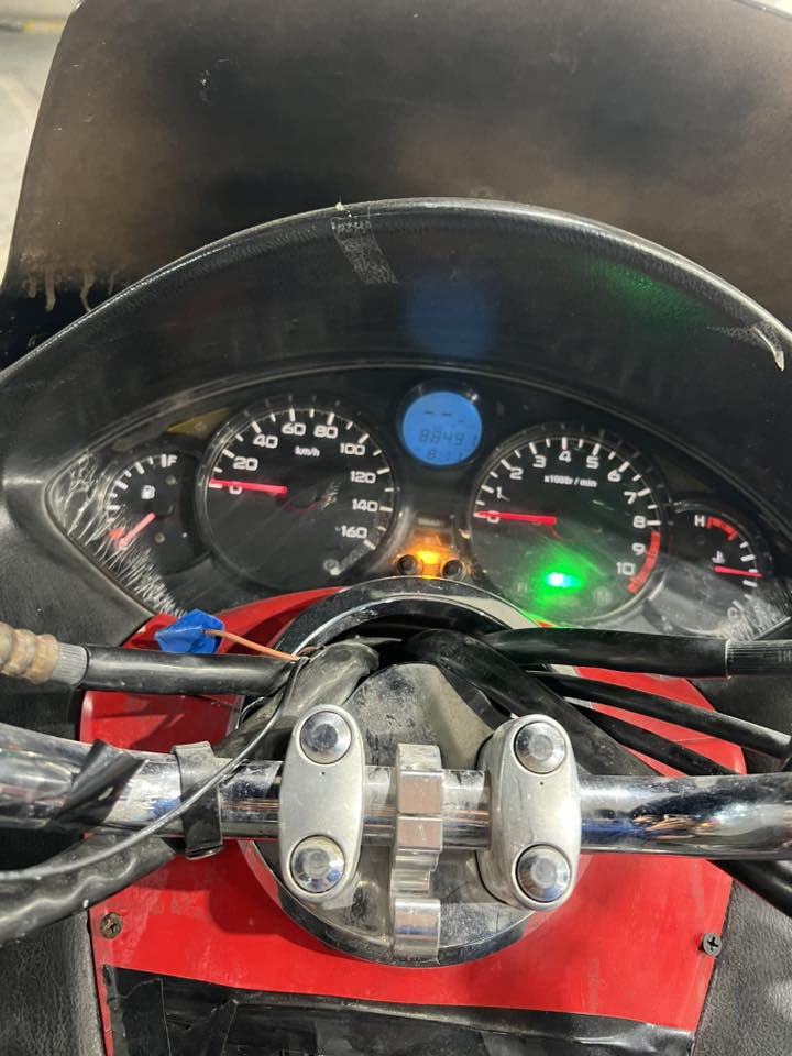 السلام عليكم فورزه08 الدراجه كهربائيات كلها شغاله اشاير لايت بك لايت نكره سلف تشتغل شلعه معدل فول الدراجه مقصها فقط دوشمه للكشن السعر 700 وبيها مجال للطيبين العنوان البصره ***********
