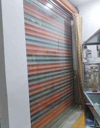 جام خانات 10 ملم ثنين للبيع وحده بيهه باب عرض ٢.٥٠ ارتفاع ٣ متر سعر ٥٠...