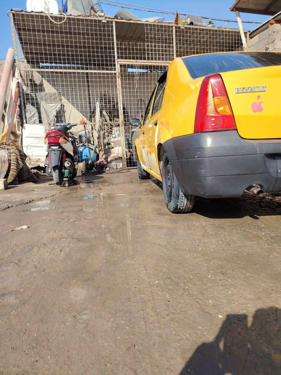 سلام عليكم  رينو لبيع رقمه نكليزي مصفره هيه غرمات مكان سياره بغداد ***********
