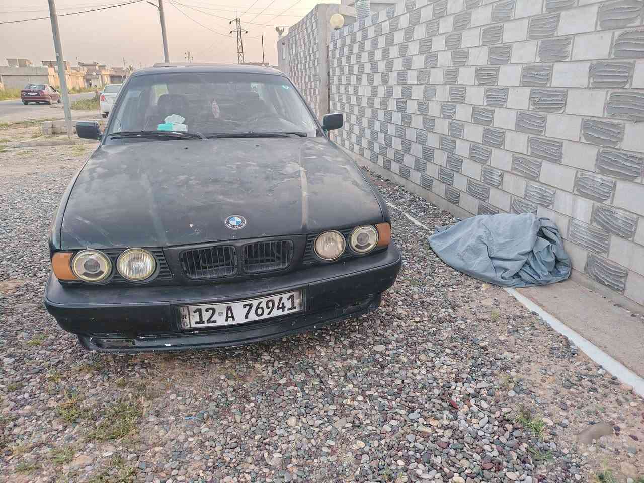 بي م موديل ٩٣ كير وتماتيك ومحرك كبس ٥٢٥ سياره بسمي تبريد شغال بي معجون سقف وجاملوغ هزه جديدة اتصال ***********

