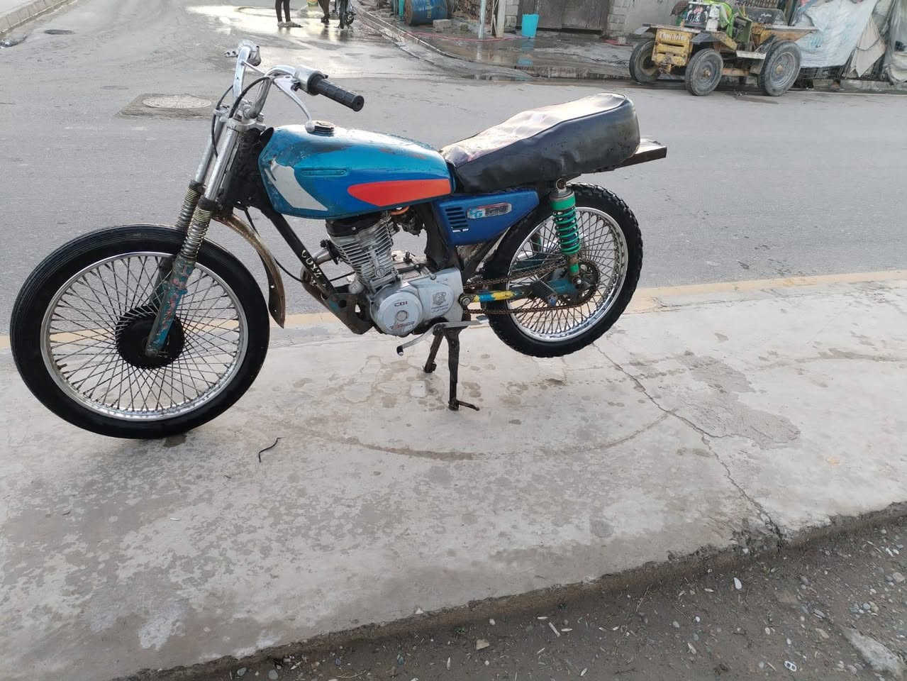 سلام عليكم ماطور للبيع السعر 150 # وبي مجال# ***********
