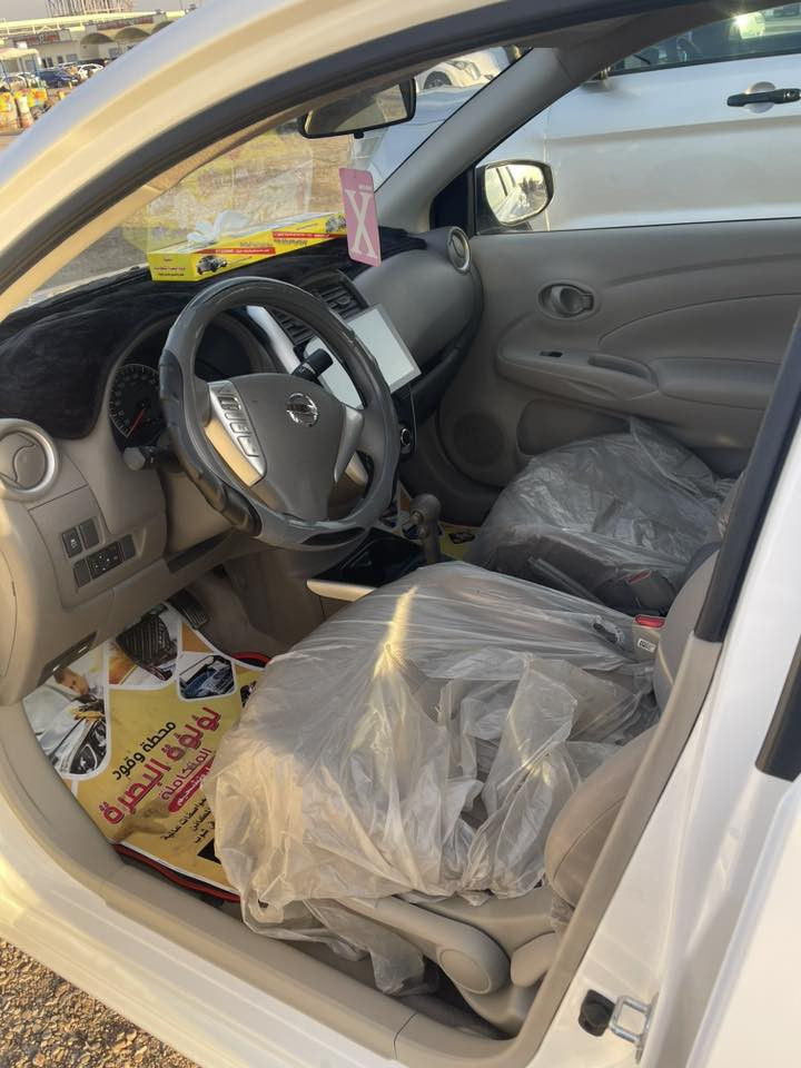 نيسان سني 2025  فول للبيع  مصري  سياره كفاله عامه ما عدا شخط بالباب اثر كدمه للباب وليس حادث السياره على وضع الشركة ماشيه 20  الف اربيل السعر 125البصره القبله 
للتواصل  ***********
