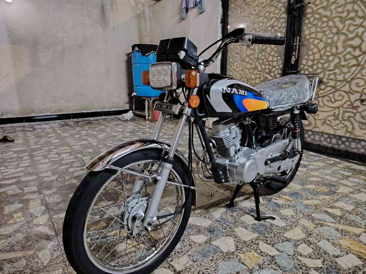 البيع نامة شلامجة مديل 22 أوراق صولي والدراجة الجديدة كلش ومابيهة الي نقص وسعر مليون 150 وشراي ينتصل *********** مكان البصرا من الدخلي
