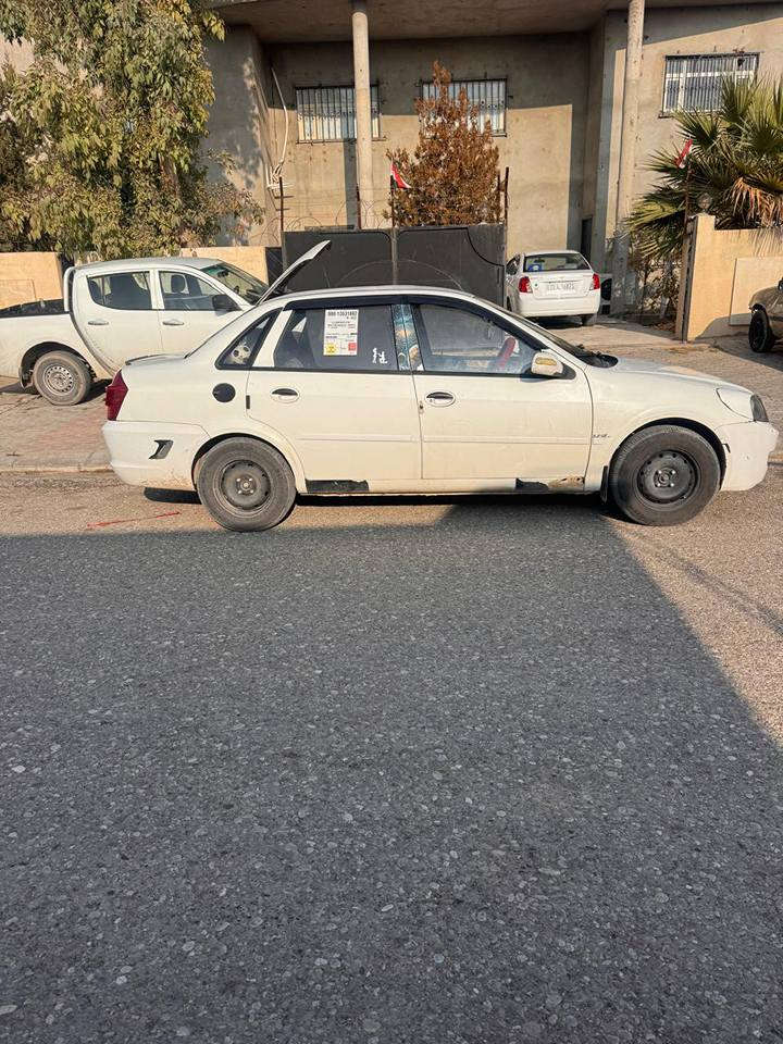 جيلي 2013  بدون صبغ  سنوية جديدة هزة جديدة رقم اربيل دولي موجود في كركوك سعرها 43 ورقة محرك كورلا كير عادي مكفول حدادية جديدة كهربائية مكفول 
*********** كركوك, العراق
