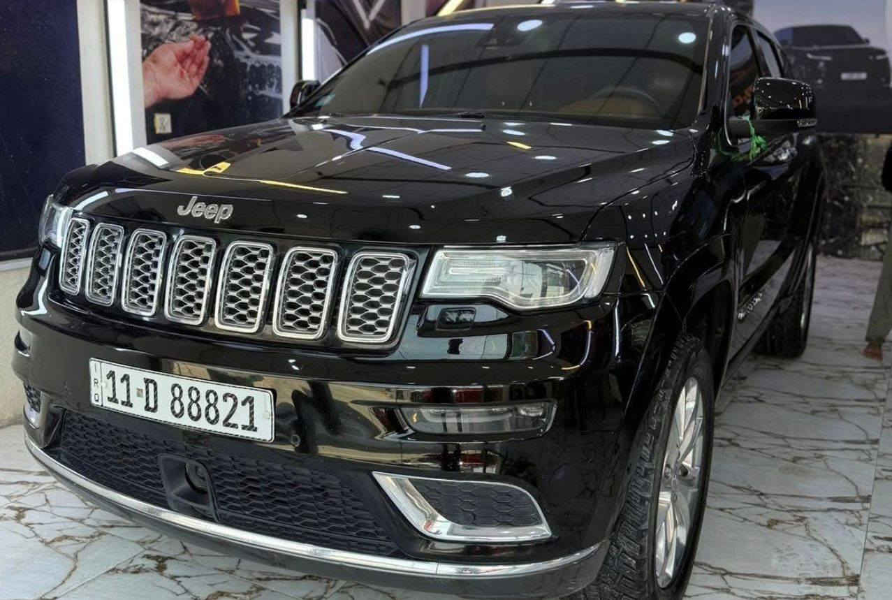 🚙🚙للبيع مستعجل 🚙🚙

نوع السياره جيب كراند شيروكي مديل ٢٠٢٠ الون اسود كفاله عامه من الضربه والشخط وكلشي. محرك ٨ سلندر ٥٣٠٠

مواصفات.......
كفاله عامه كفاله عامه كفاله عامه
بصمه تشغيل عن بعد
اربع بصمات ابواب
فتحه بانوراما
رادار 
حساسات خلفيه امامي
شاشات عدد ٣ بلادي
تحكمات ستيرن 
مانع انزلاق
نضام النقط العمياء
جكات صعود ونزول
نضام تحديد المسار
نضام سستم سماعات بوس 
كشنات تدفئه تبريد
سياره ماناقصها برغي تايرات جدد 

وبيها هواي موصفات بعد ماعرفهن لان السياره فول وفريدهمن نوعها......

مداور ثاني يوم اوبنفس اليوم تدلل 

السعر ٣٠٠ وبيه مجال جدا بسيط حق الجيه 

للاسفتسار اكثر التواصل مع الرقم ***********
