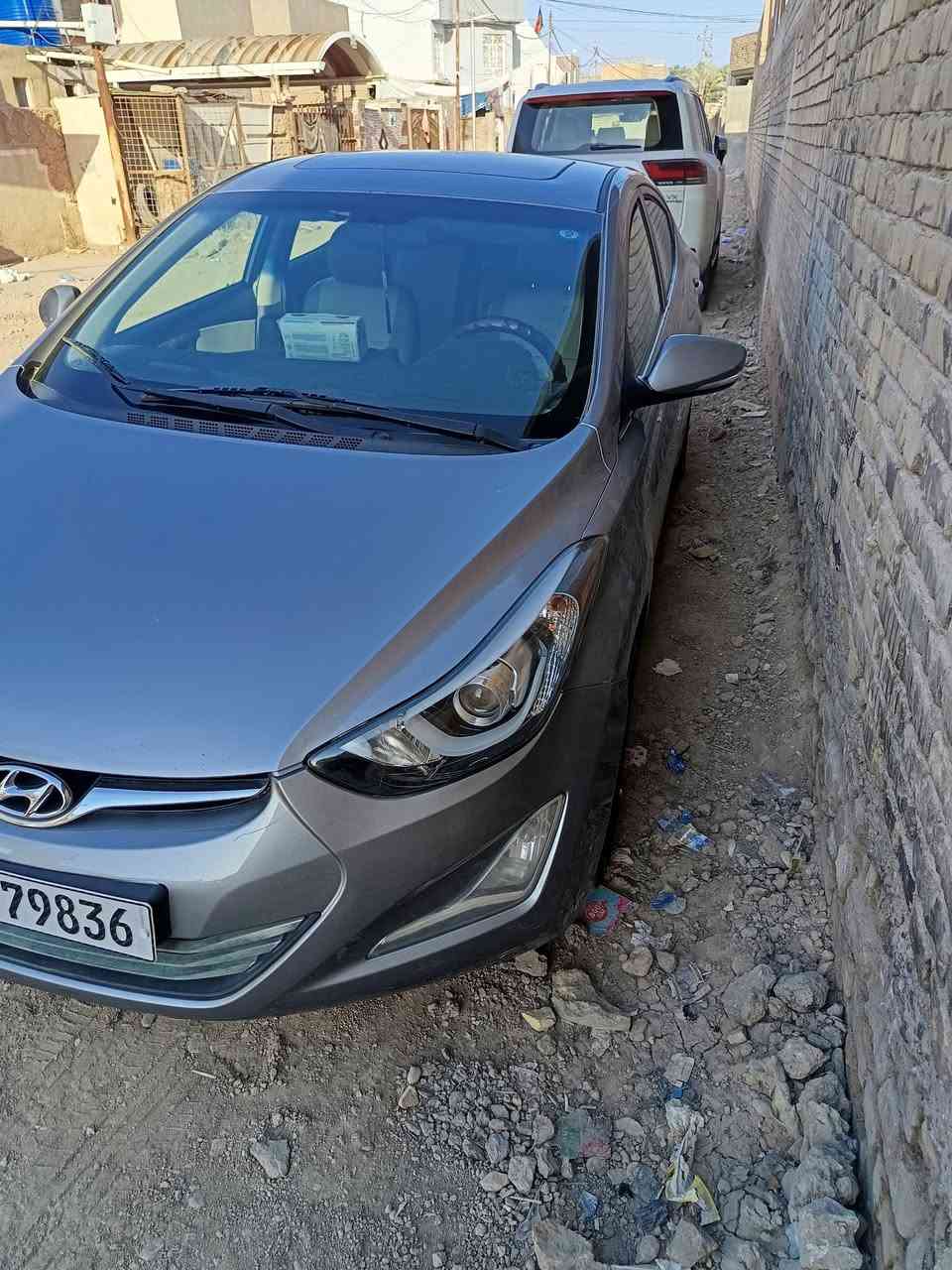 السلام عليكم
النترا 2016 فول بصمة فتحة اشاير بالمري امريكي حادثها دعامية أمامية وبيها بارد بمكانات فقط السيارة ماشية 120 الف باسمي تحويل مباشر السيارة كاملة تخم تاير جديد منضومة تبريد جدية كاملة هستوني مبدلها السيارة مناقصة شي صور الحادث موجودة للتواصل عالخاص او عالرقم *********** السعر وباقي التفاصيل تحب عالخاص انطيكياها أو عالرقم ارفع المنشور بكلمة ياالله رحم الله والديكم

