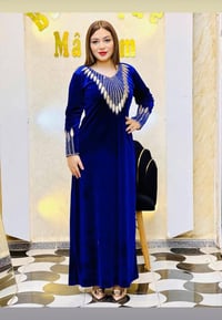 ملابس • متوفرة • جديدة