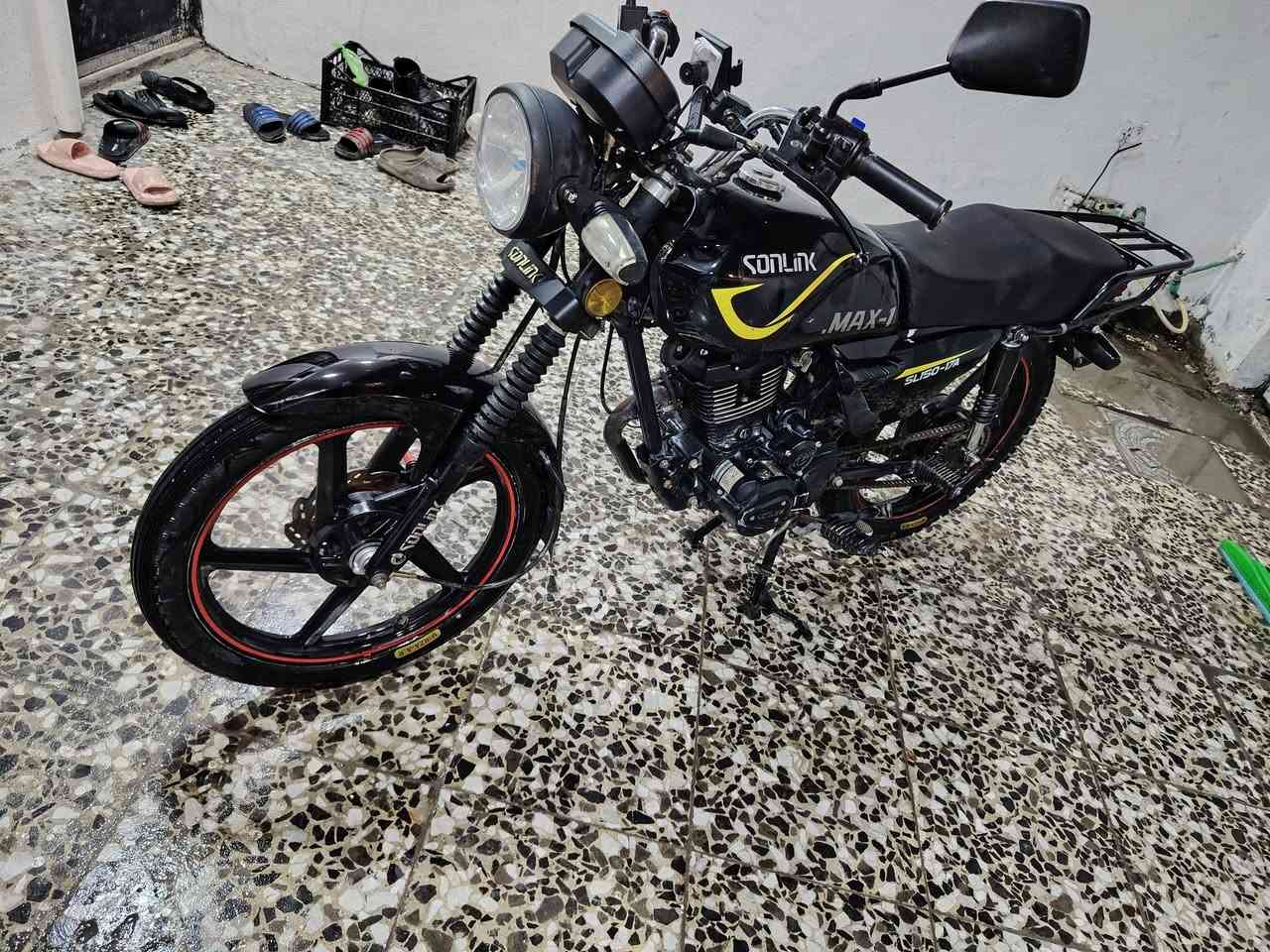 سونك ماكس مديل ٢٤ نازله ٢٥ كفاله عامه بس البكلايت الجامه مكسوره ٧٥٠ وبيها مجال بغداد الشعله الخطيب الزراعي ***********
