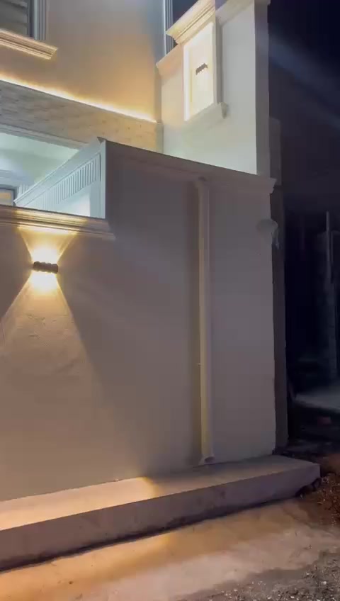 دار للبيع مساحه 140متر طابوملك زراعي ملاك عراقي معروف حديث جداا من الطراز الاول يتكون غرفتين منام مع صاله مع مطبخ مجموعة صحيات استقبال مناور شارع تبليط 10متر مكان مميز جداا قضاءشط العرب نهر حسن للاستفسار واتساب ***********او***********
