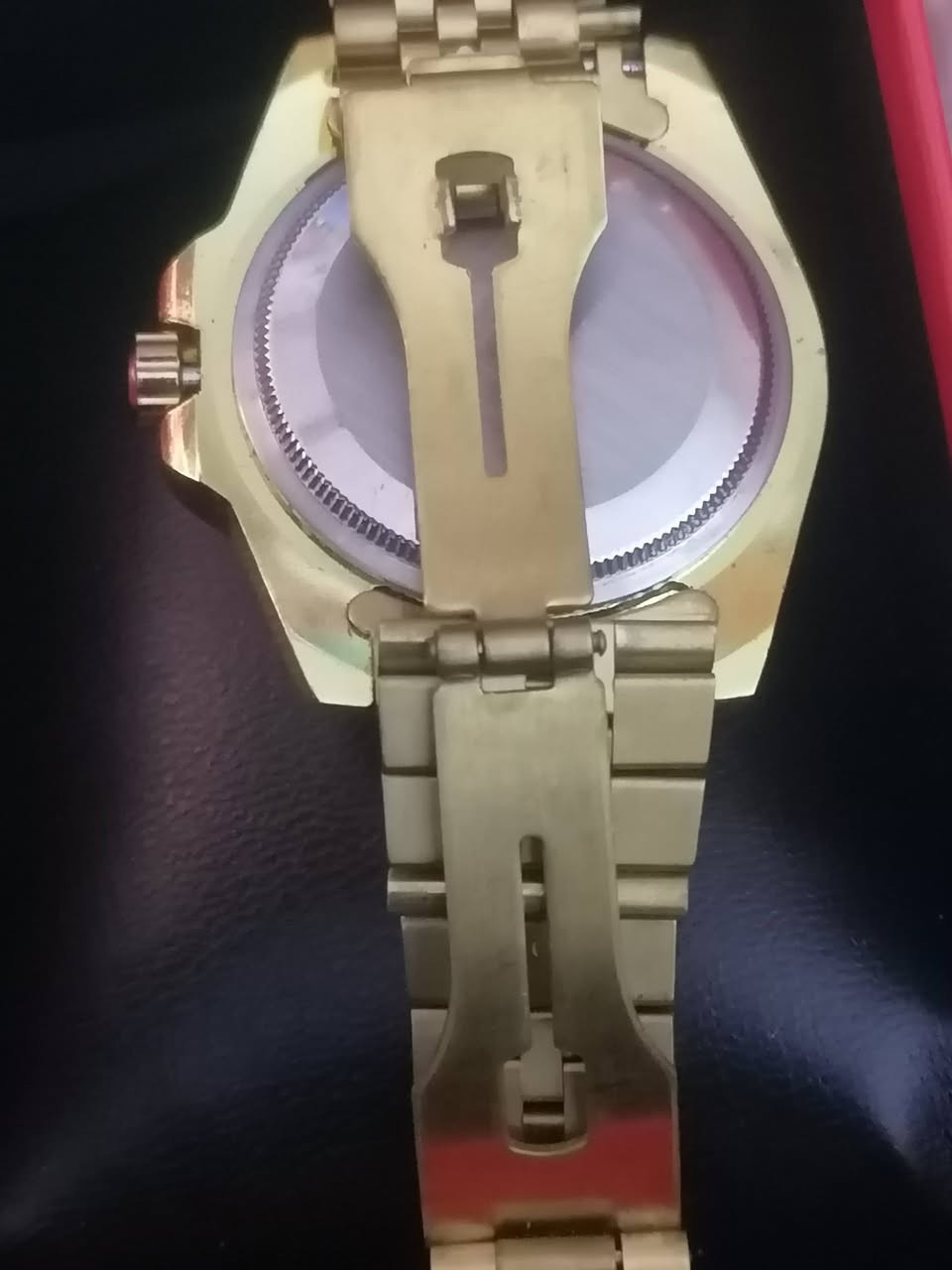 السلام عليكم 
متوفر ساعات من DHL اوربيه ثقيلة غير تجاريه... باسعار مناسبه


**إذا كنت صاحب هذا الإعلان وتريد حذفه لأي سبب، رجاءا أرسل رسالة إلى الدعم الفني**