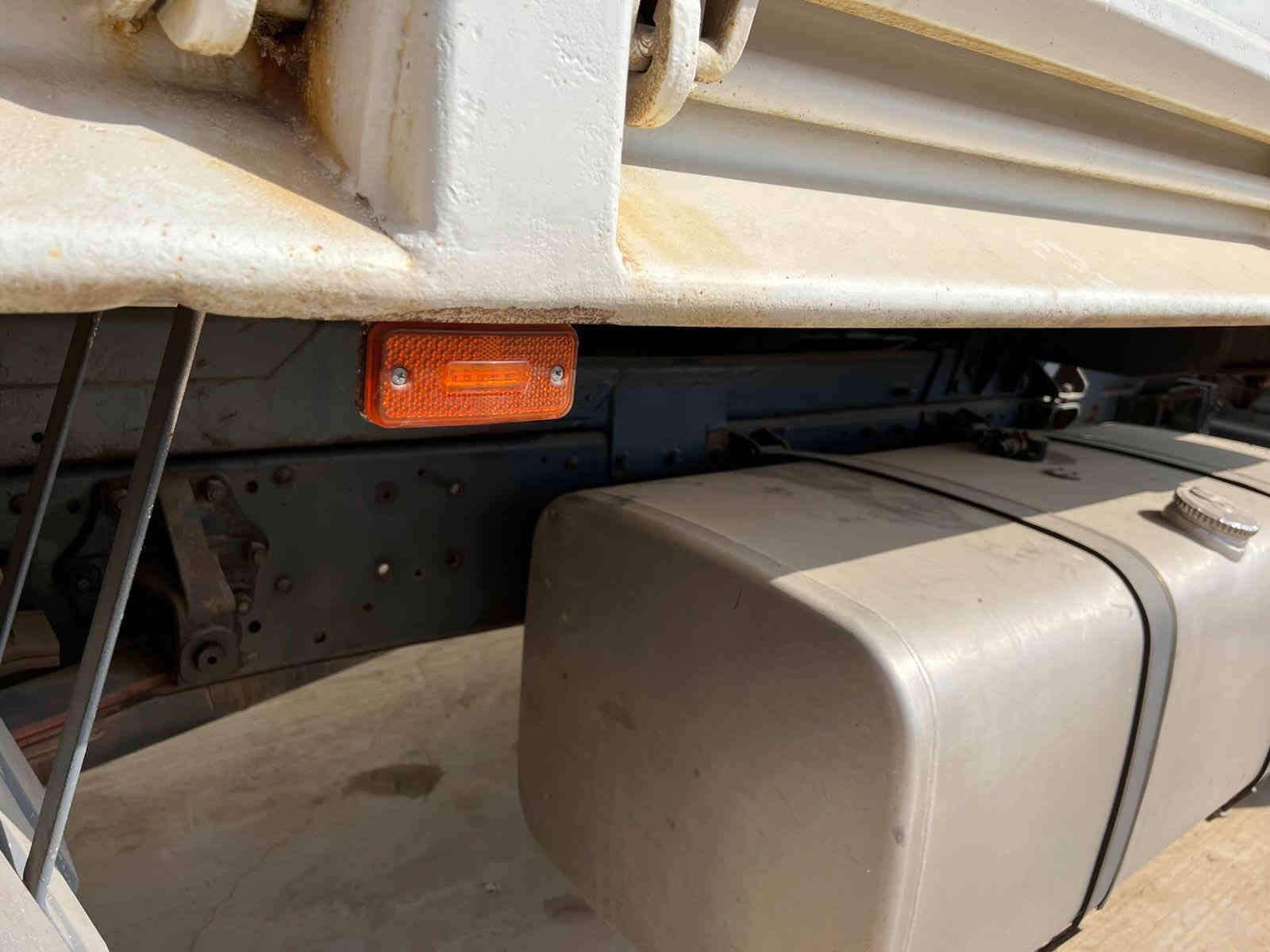 كرواتي موديل ١٩٩٧ اصل
السعر ٣٥٠$ورقه وبيها مجال 

بدون صبغ قماره وشاصي كفاله 

اصلها براد وبلسنويه قلاب

رقم بصره مشروع وطني تحويل مباشر 

محركها ٨دبل تيربو بي بم كهرباء 

كيرها ٢٢٠قليج 

مكانها بغداد تقاطع النهروان 
لاستفسار على الأرقآم التاليه ***********/***********
