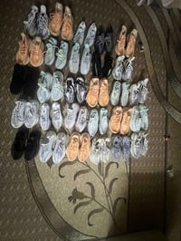 شلعه احذيه ايزي  البوست الطبي قياسات مشكله الوان مشكله بيهن قياس38ال44...